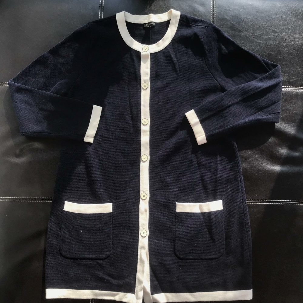 Women cardigan